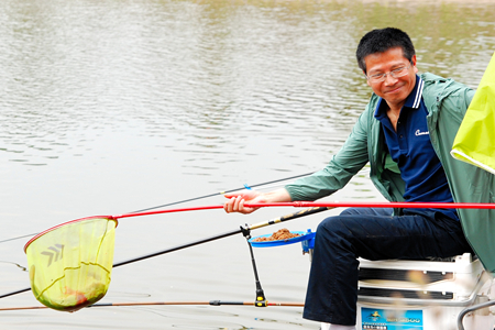 釣魚選手12(收獲的喜悅)_副本 釣魚選手12(收獲的喜悅)_副本